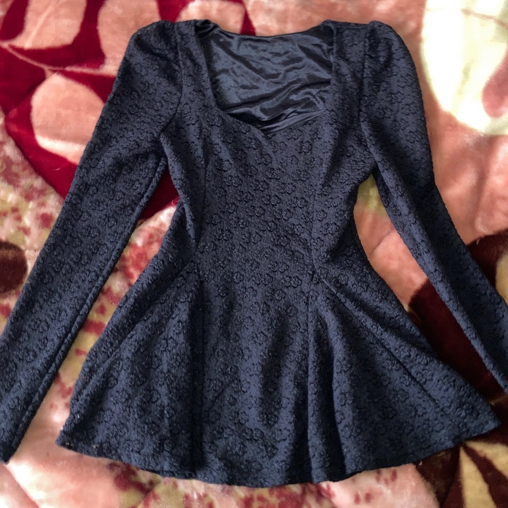 Vintage lace peplum ballerina top - Picture 3 of 3